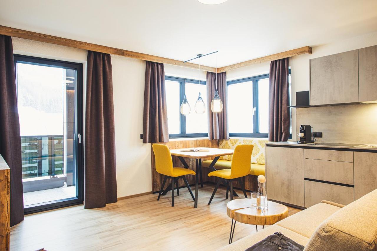 Austria Aparthotel Fiss Bagian luar foto