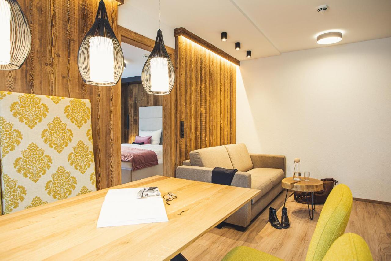 Austria Aparthotel Fiss Bagian luar foto