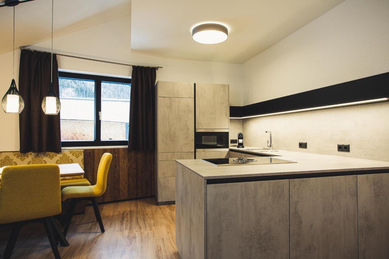 Austria Aparthotel Fiss Bagian luar foto
